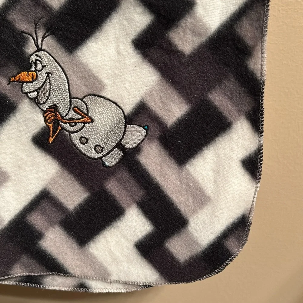 Fleece blanket